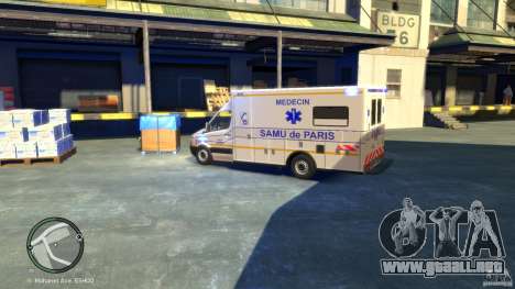 Mercedes-Benz Sprinter Ambulance para GTA 4