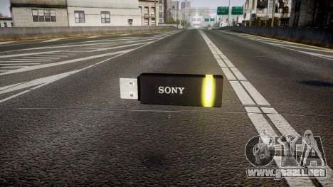 Unidad flash USB de Sony amarillo para GTA 4
