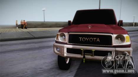 Toyota Land Cruiser 4 Puertas Original para GTA San Andreas