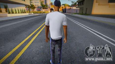 Un joven gángster con una camiseta blanca para GTA San Andreas