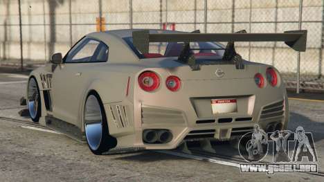 Nissan GTR Pale Sandy Brown