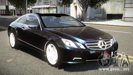 Mercedes-Benz E500 MR V1.1 para GTA 4