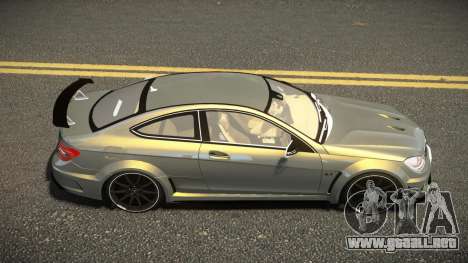 Mercedes-Benz C63 AMG XS para GTA 4