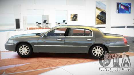 Lincoln Town Car SN V1.3 para GTA 4