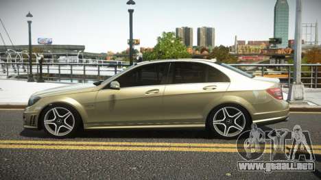 Mercedes-Benz C63 AMG R-Style para GTA 4