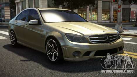 Mercedes-Benz C63 AMG R-Style para GTA 4