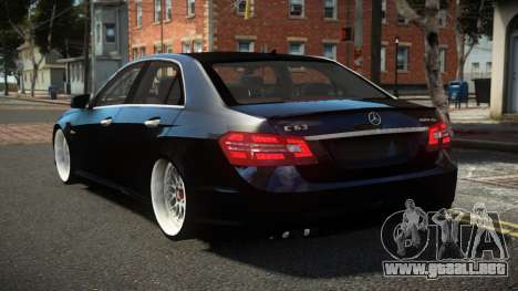 Mercedes-Benz E63 AMG LS para GTA 4