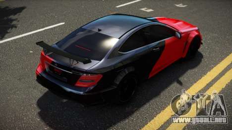 Mercedes-Benz C63 AMG R-Limited S8 para GTA 4