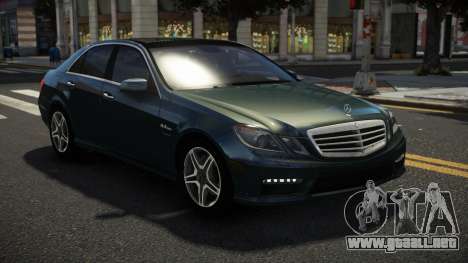 Mercedes-Benz E63 AMG SN V1.2 para GTA 4