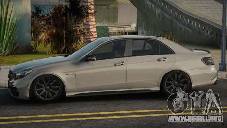 Mercedes-Benz E-Class AMG IV v1 para GTA San Andreas