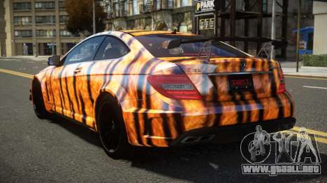 Mercedes-Benz C63 AMG R-Limited S12 para GTA 4