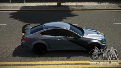 Mercedes-Benz C63 AMG R-Limited S14 para GTA 4