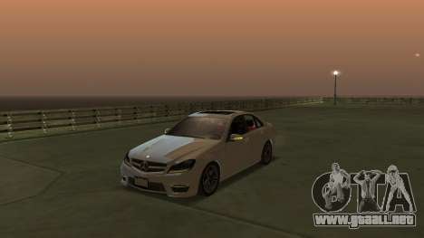 Mercedes-Benz C63 AMG (YuceL) para GTA San Andreas