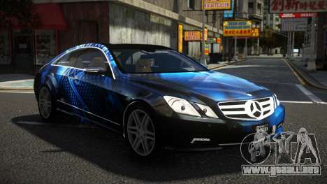 Mercedes-Benz E500 L-Sport S9 para GTA 4