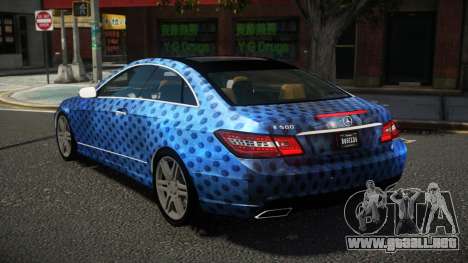 Mercedes-Benz E500 L-Sport S2 para GTA 4