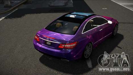 Mercedes-Benz E500 L-Sport S1 para GTA 4