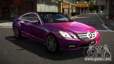 Mercedes-Benz E500 L-Sport S1 para GTA 4