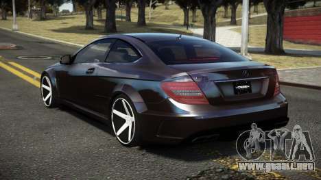 Mercedes-Benz C63 AMG L-Tune para GTA 4