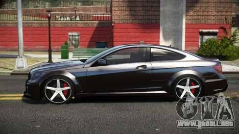 Mercedes-Benz C63 AMG L-Tune para GTA 4