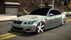 BMW M5 E60 GR para GTA 4