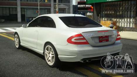 Mercedes-Benz CLK55 AMG 03th para GTA 4