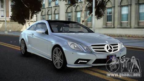 Mercedes-Benz E500 HR para GTA 4