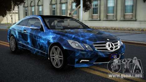 Mercedes-Benz E500 HR S13 para GTA 4