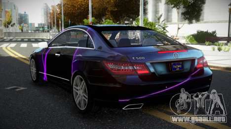 Mercedes-Benz E500 HR S11 para GTA 4