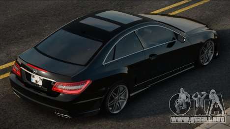 Mercedes Benz E500 Coupe para GTA San Andreas