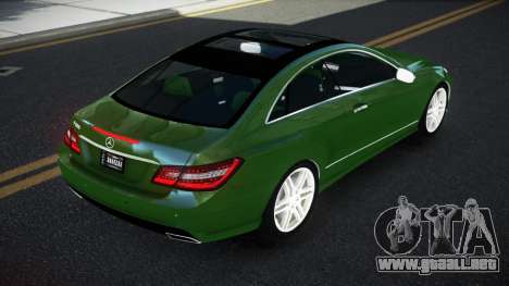 Mercedes-Benz E500 LF para GTA 4