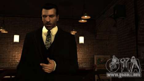 Niko Mafia Boss Getup para GTA 4