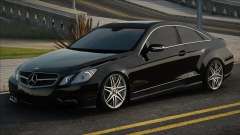 Mercedes Benz E500 Coupe para GTA San Andreas