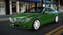 Mercedes-Benz E500 LF para GTA 4