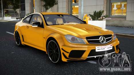 Mercedes-Benz C63 AMG 12th V1.1 para GTA 4