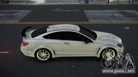 Mercedes-Benz C63 AMG DG para GTA 4