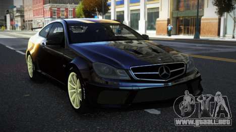 Mercedes-Benz C63 AMG DG S8 para GTA 4